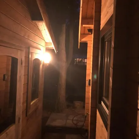 3 Slaapkamer Blokhut Met Opgemaakte Bedden * Putten