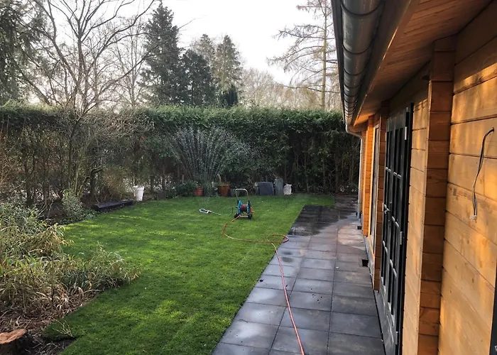 3 Slaapkamer Blokhut Met Opgemaakte Bedden *