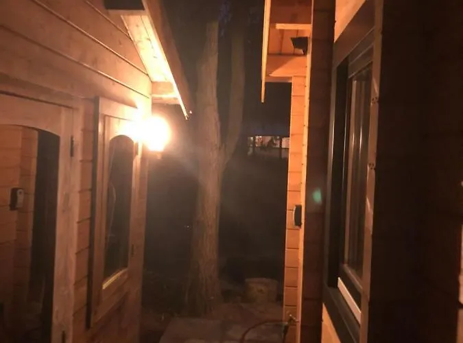 3 Slaapkamer Blokhut Met Opgemaakte Bedden * Putten